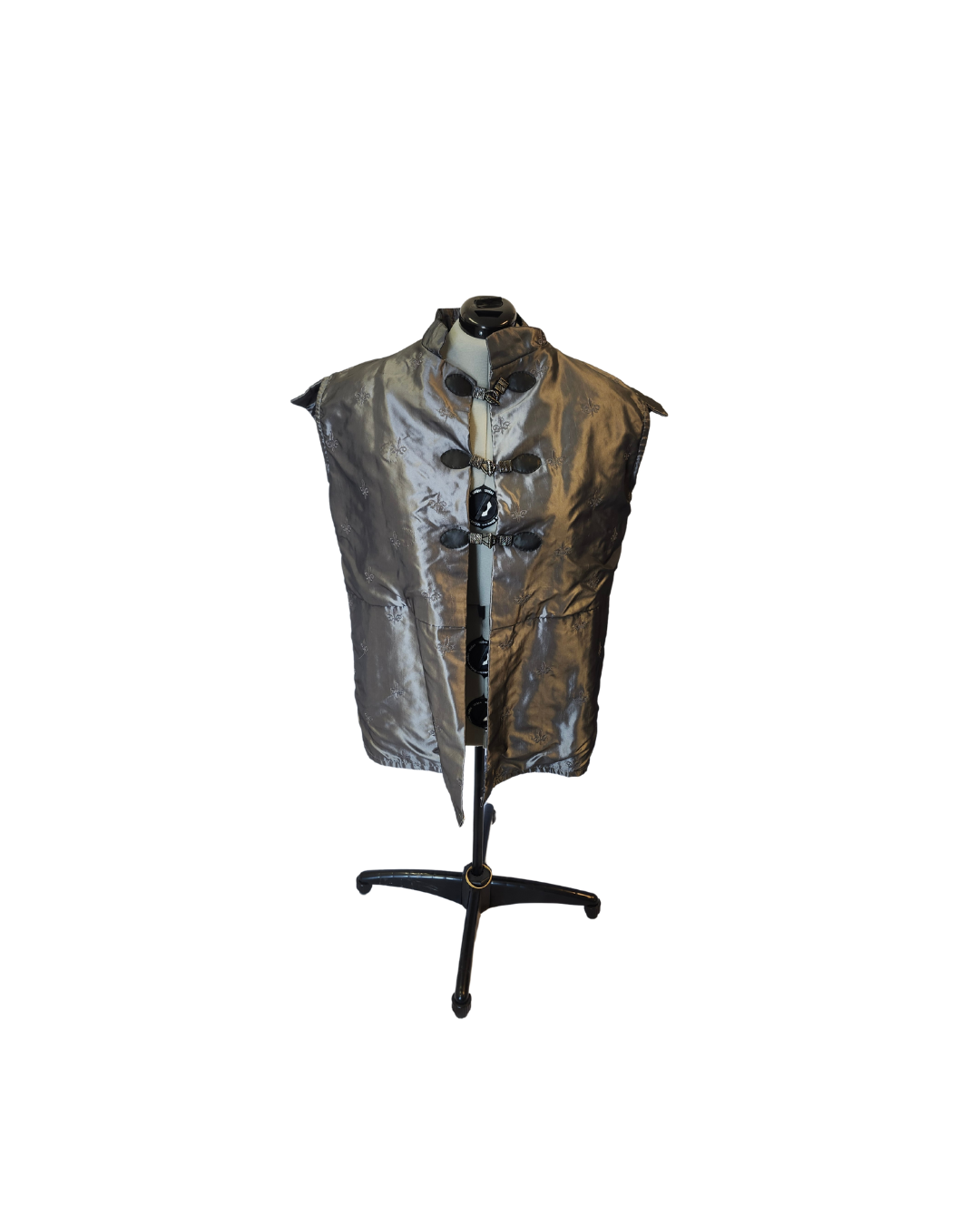 Silver Silk Sleeveless Doublet